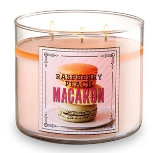 B&BW Raspberry Peach Macaroon 3-Wick Candle